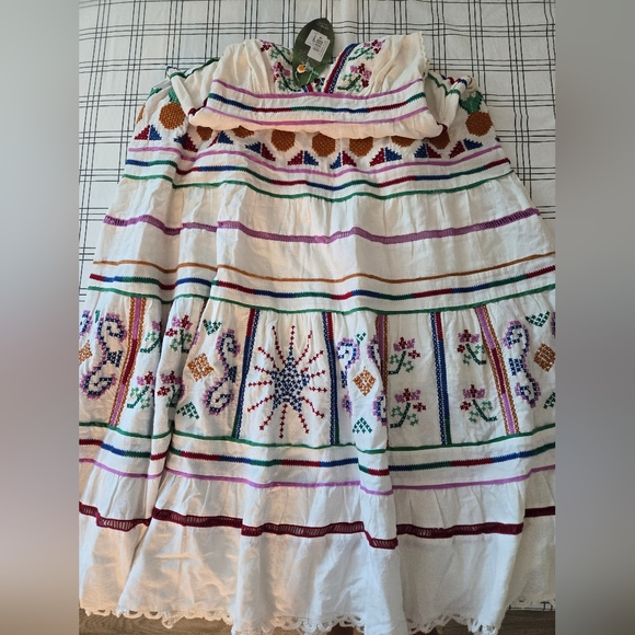 NWT FARM RIO Off-white Embroidered Maxi Dress Small $375 - Picture 4 of 12